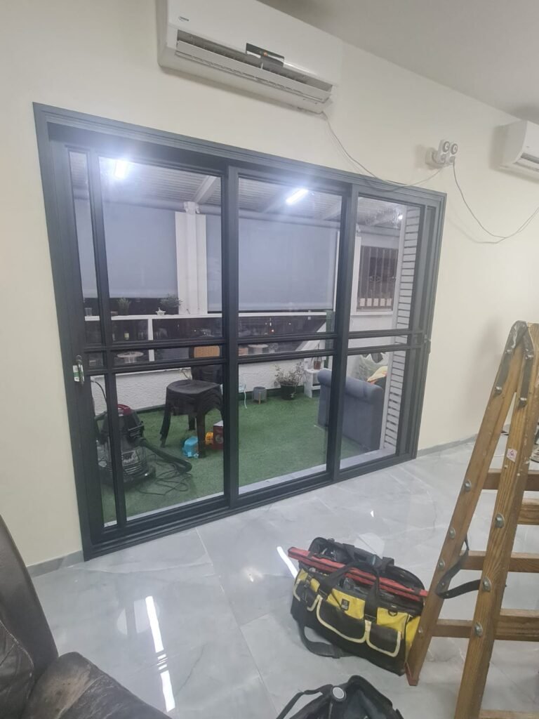 חלון פרופיל 7300