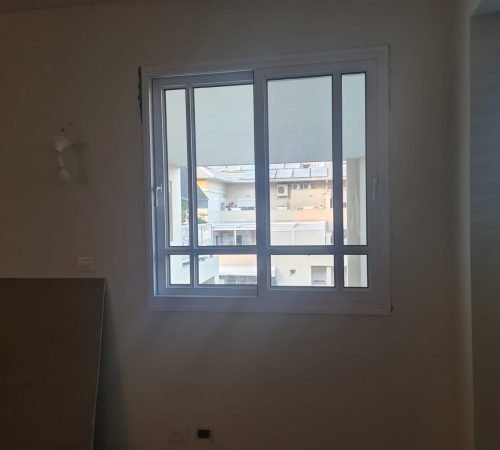 חלון בלגי 7300